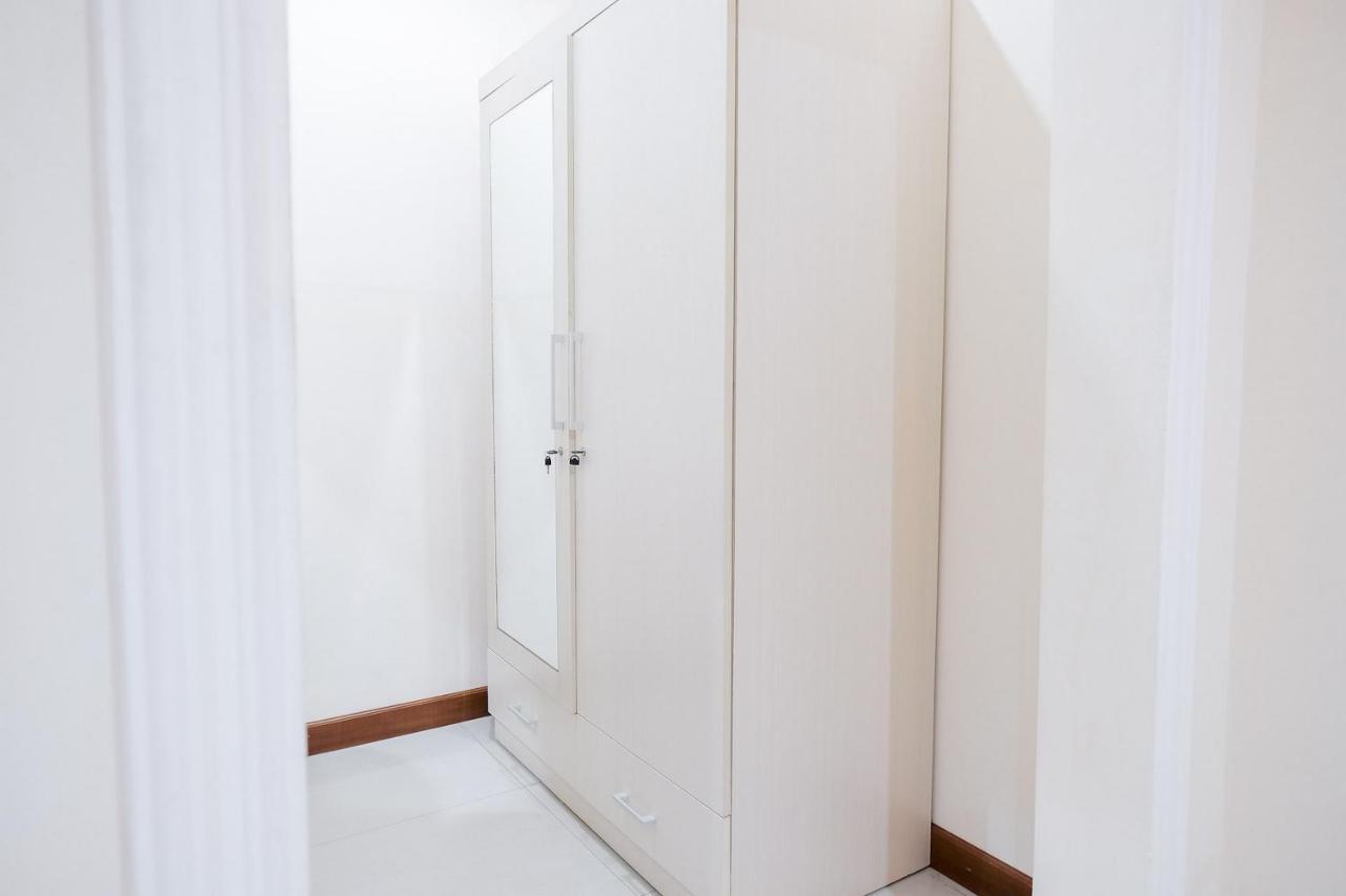 Wisma Delapan Mitra Reddoorz 자카르타 외부 사진